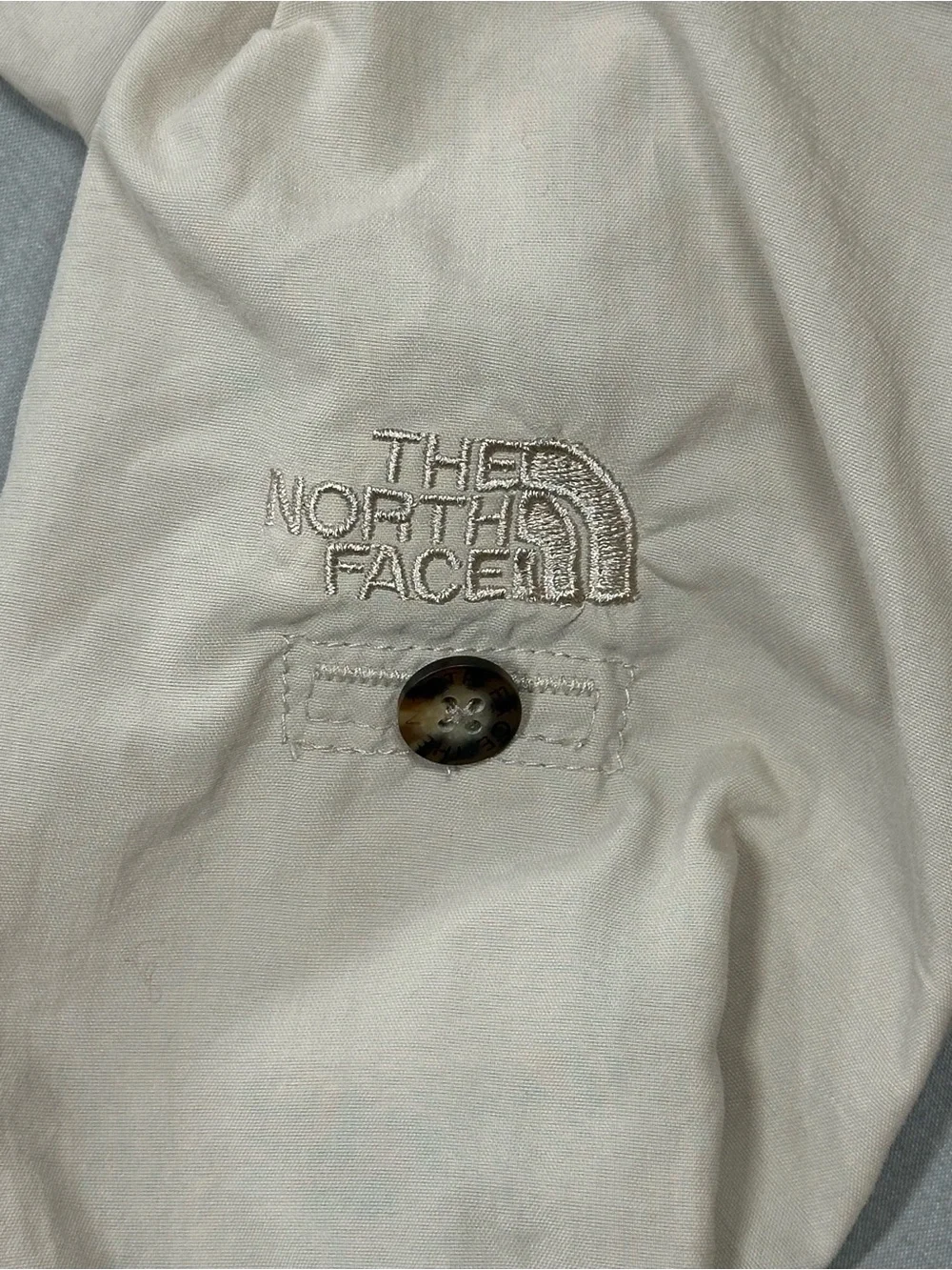 The North Face Utility Outdoor Roll-Tab Sleeve Button Down Shirt - Mens Medium